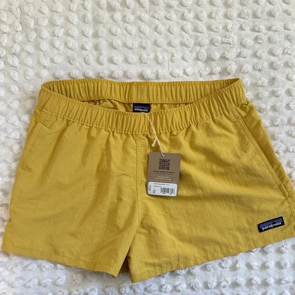 Patagonia Women's barely baggies shorts 2.5 in inseam NWT size S - Picture 1 of 4